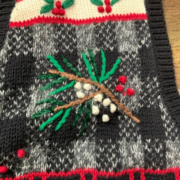 Festive Flair: Talbots Vintage Christmas Sweater Vest - Plaid & Holly Embroidery - Picture 3 of 5